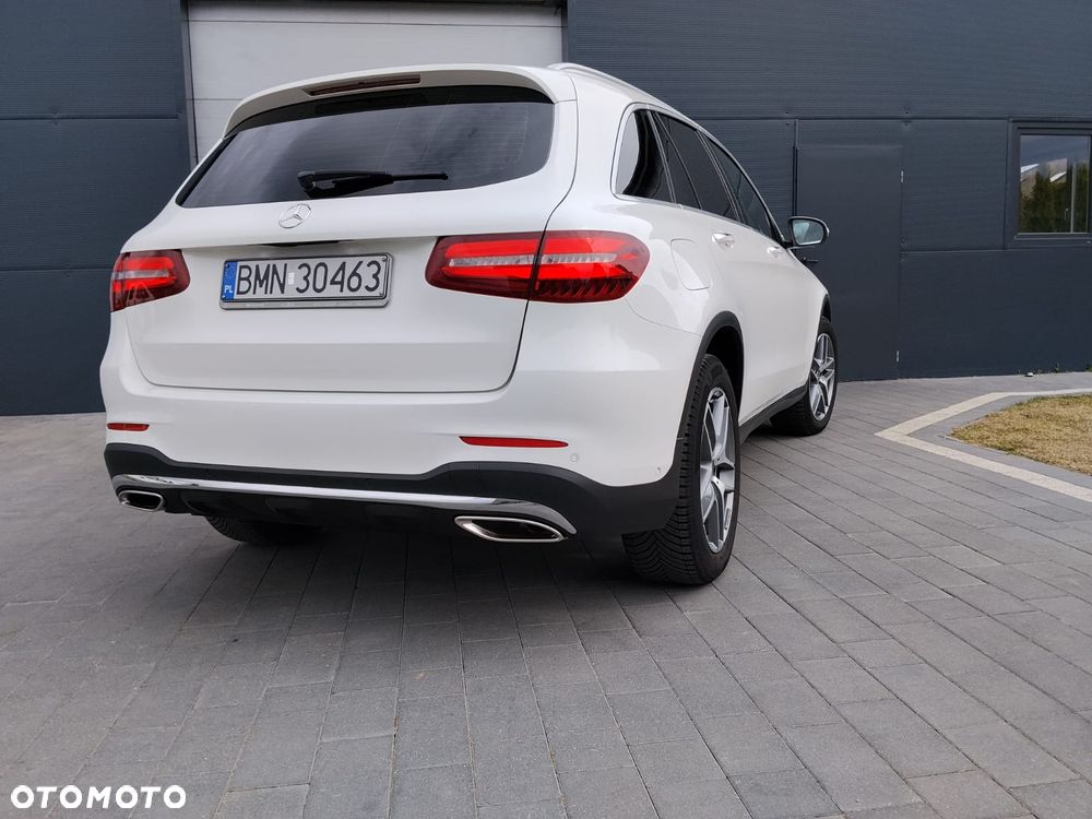 Mercedes-Benz GLC 250 4Matic 9G-TRONIC AMG Line - 5