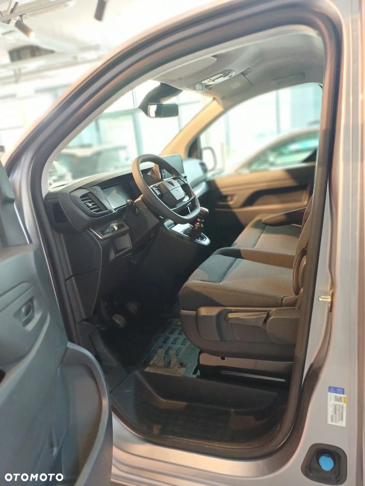 Peugeot EXPERT - 11