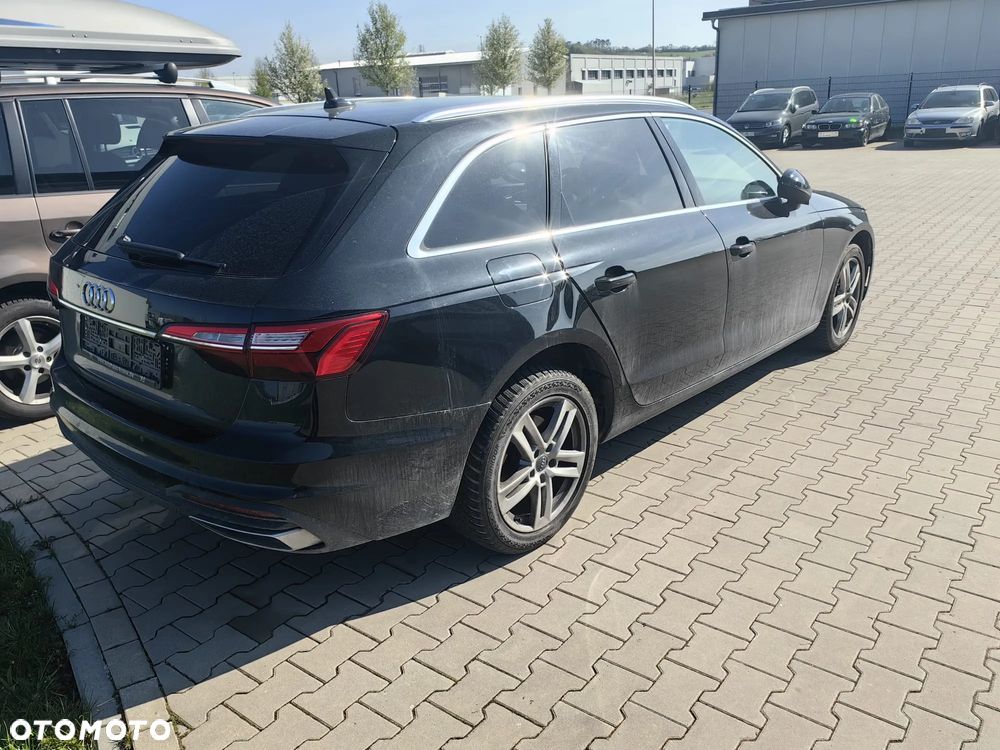Audi A4 Avant 35 TDI S tronic - 4