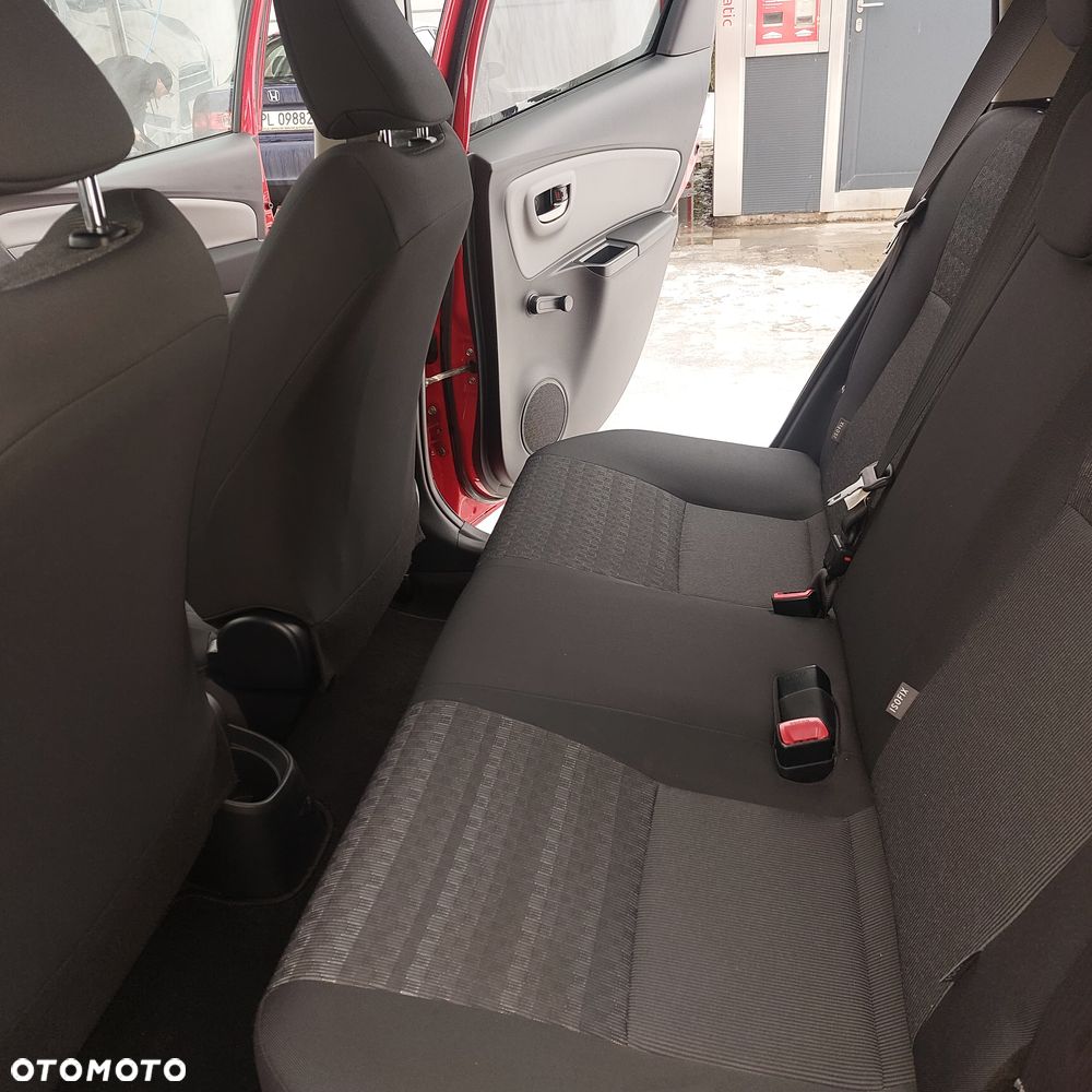 Toyota Yaris 1.33 Premium - 8