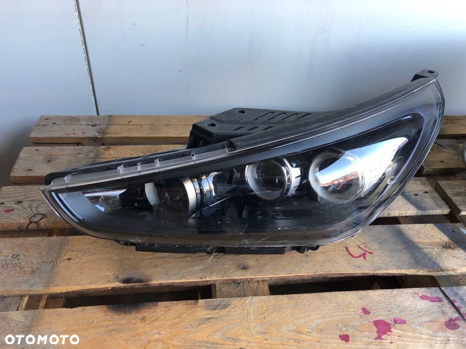 Hyundai i30 Lampa Full Led 2017- lewa strona - 1