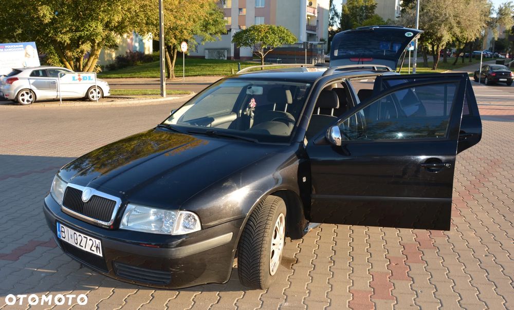 Skoda Octavia 1.6 Combi - 6