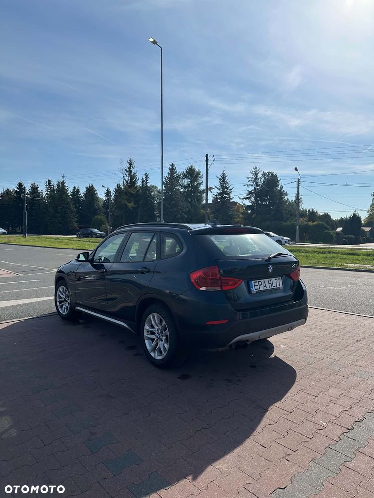 BMW X1 xDrive28i xLine - 3