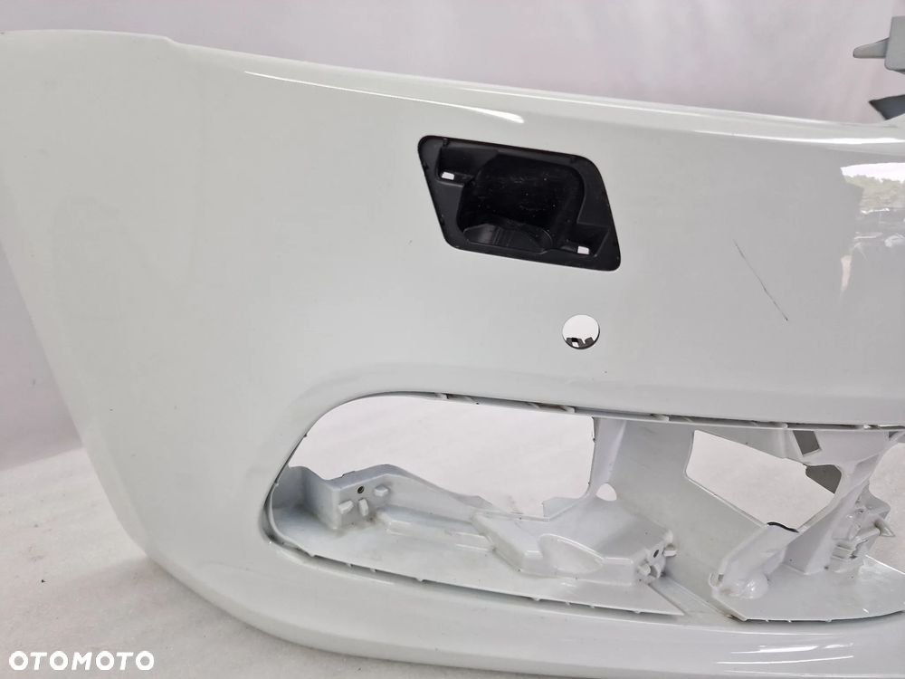 VW POLO 6C0 LIFT 13-17 ZDERZAK PRZEDNI PRZÓD NA SPRYSKI + 4X PDC , ŁADNY , BIAŁY , NR 6C0807221 , NR AUKCJI NZ745 - 9