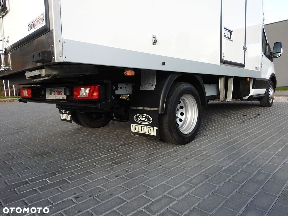 Ford TRANSIT CHŁODNIA KONTENER -10*C ZASILANIE 230V TEMPOMAT KLIMATYZACJA LEDY PNEUMATYKA BLIŹNIACZE KOŁA  130KM - 18