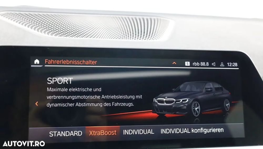 BMW Seria 3 330e iPerformance AT M Sport - 15