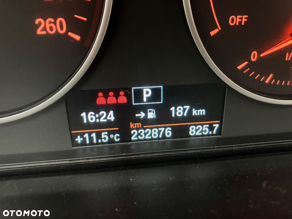 BMW Seria 3 316d Touring - 15