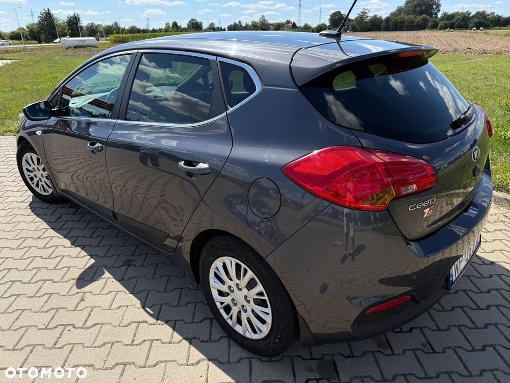 Kia Ceed 1.6 GDI M - 4