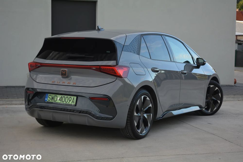 Cupra Born - 11
