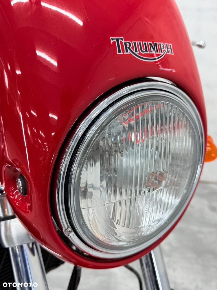 Triumph Thunderbird - 24