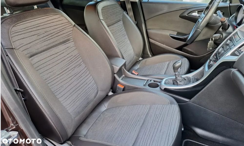 Opel Astra - 8