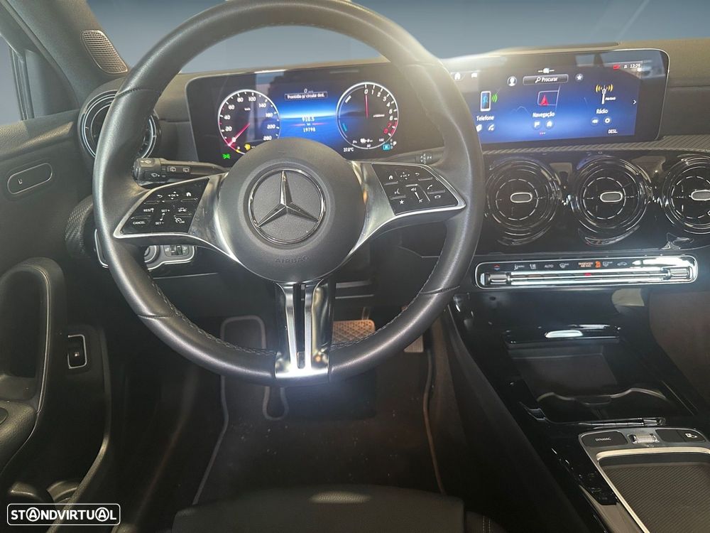 Mercedes-Benz A 250 e - 10