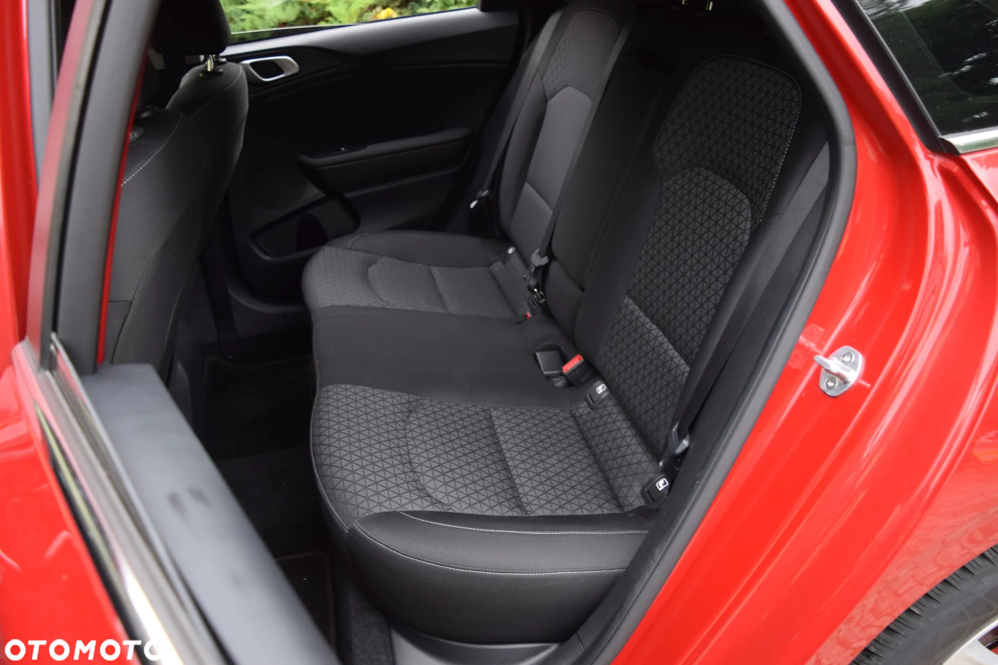 Kia Ceed 1.4 T-GDI L Business Line DCT - 17