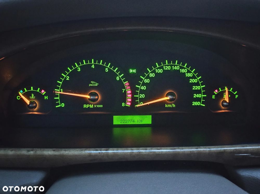 Jaguar S-Type 3.0 V6 Executive - 11