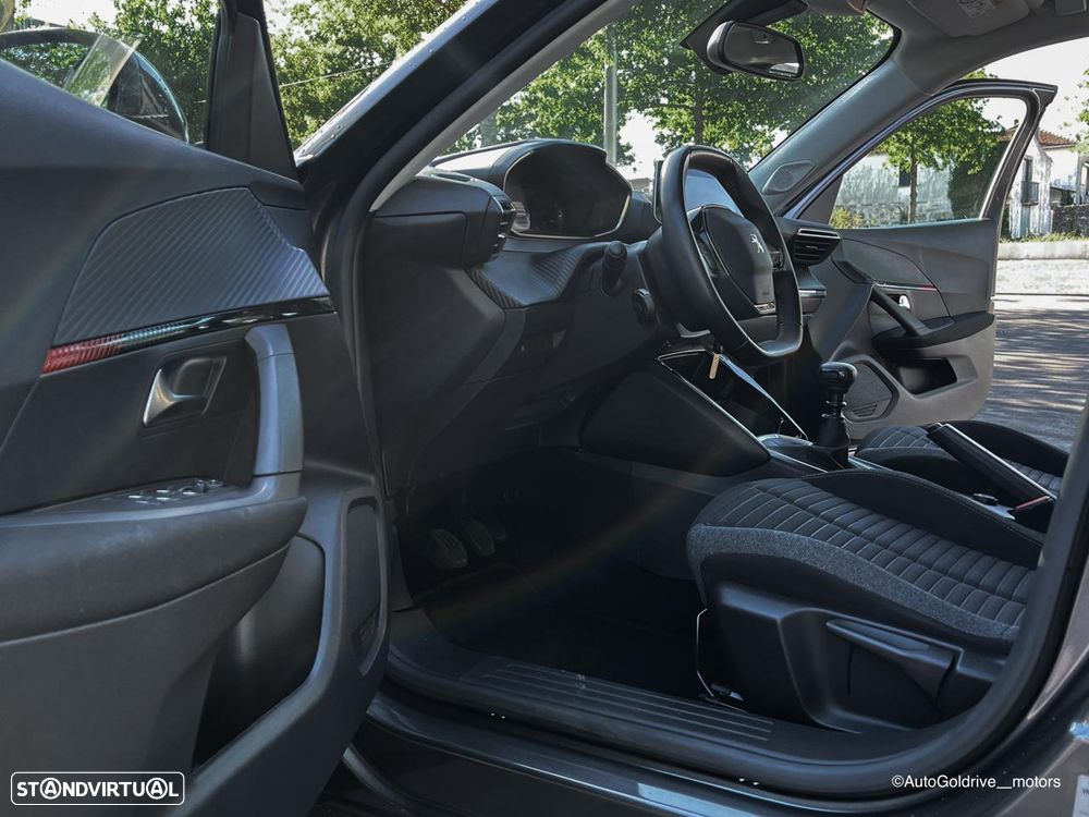 Peugeot 2008 1.2 PureTech Active - 11