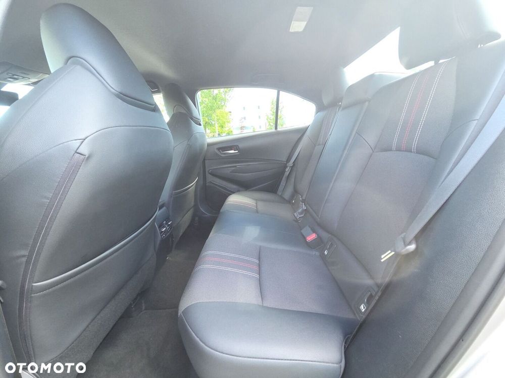 Toyota Corolla - 16