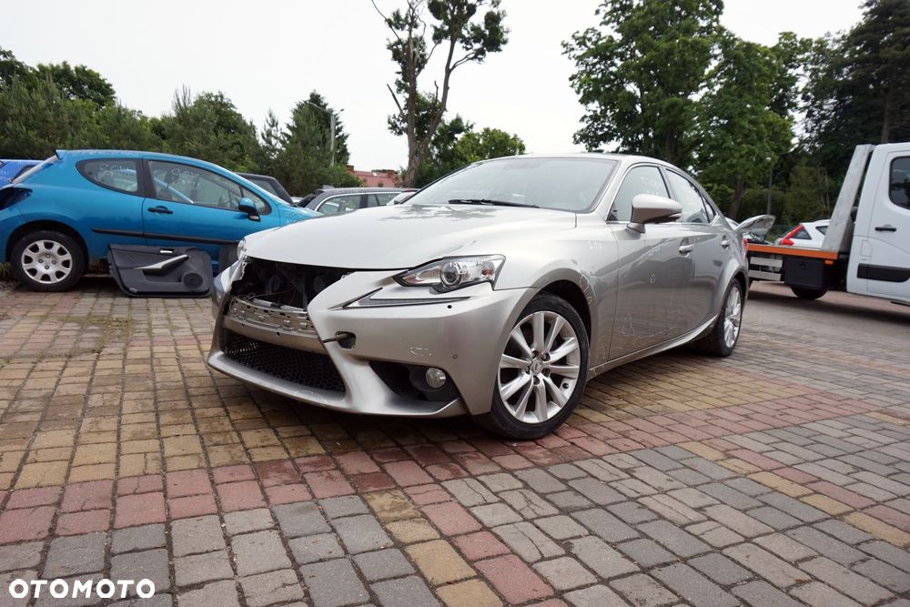 LEXUS IS III E3 2014 1J7 2.5 16V HYB 2AR-FSE 180KM AVE30 SREBRNY ATOMIC na części - 1