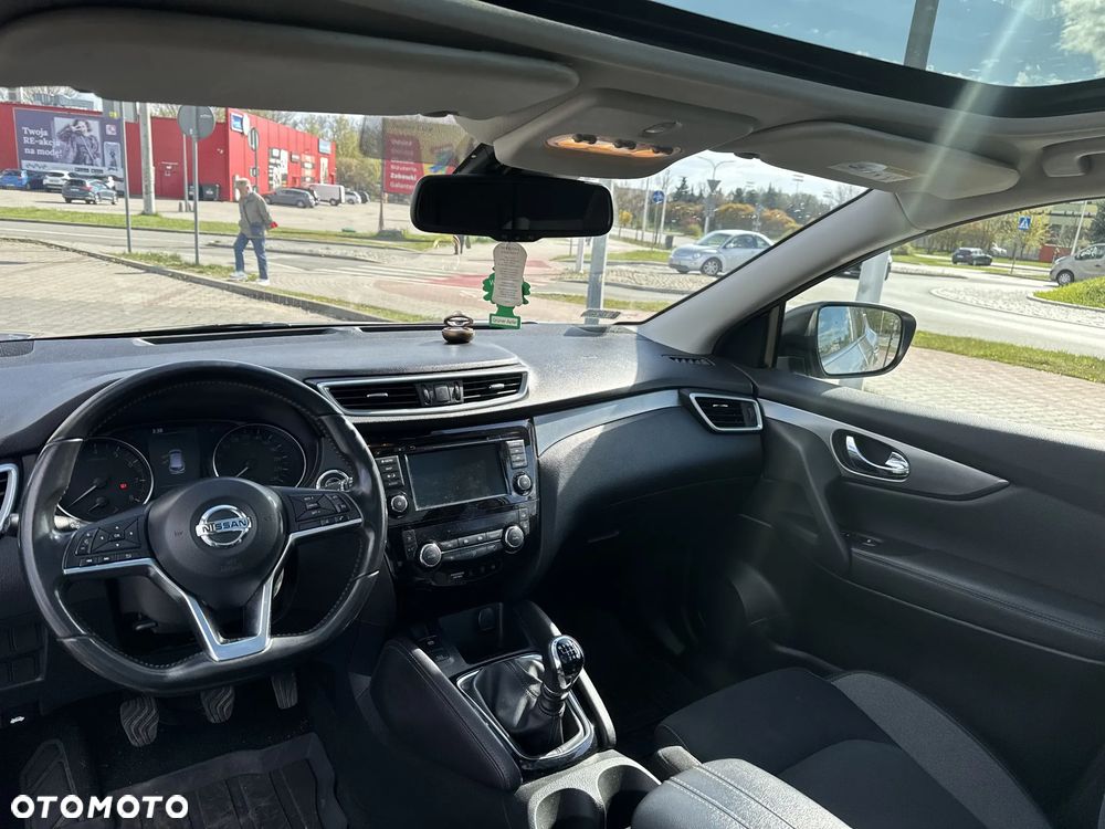 Nissan Qashqai 1.3 DIG-T N-Connecta - 11