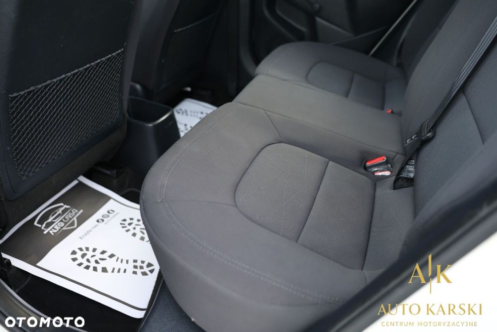 Kia Rio - 38