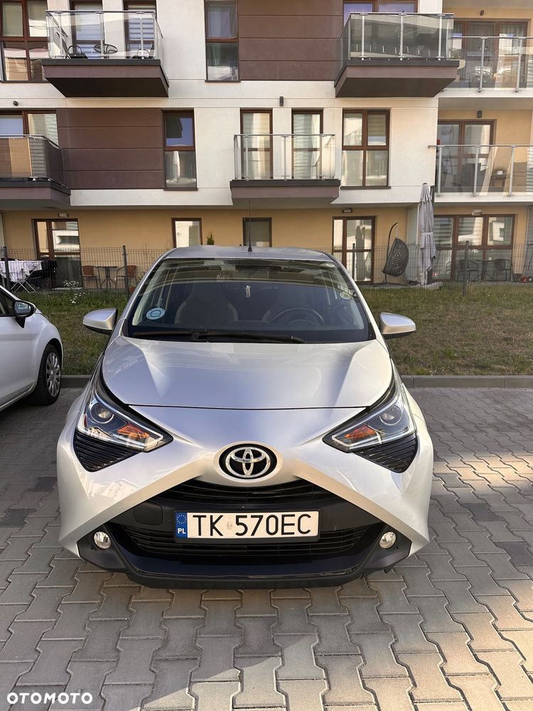 Toyota Aygo 1.0 VVT-i JBL Edition - 1