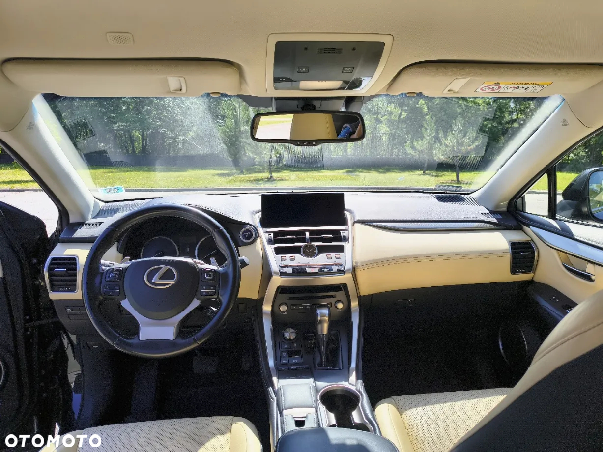 Lexus NX - 14