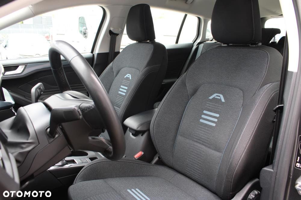 Ford Focus - 8