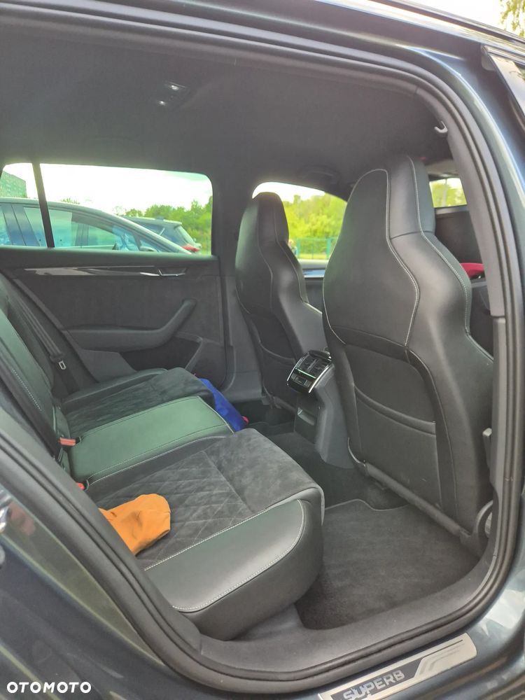 Skoda Superb 2.0 TSI 4x4 Sportline DSG - 9