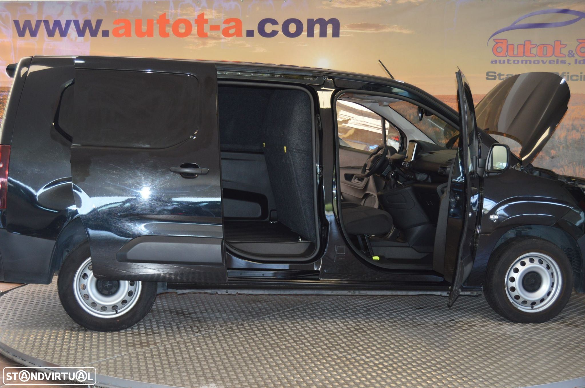 Peugeot Partner 1,5 Bluehdi Asphalt Longa - 16