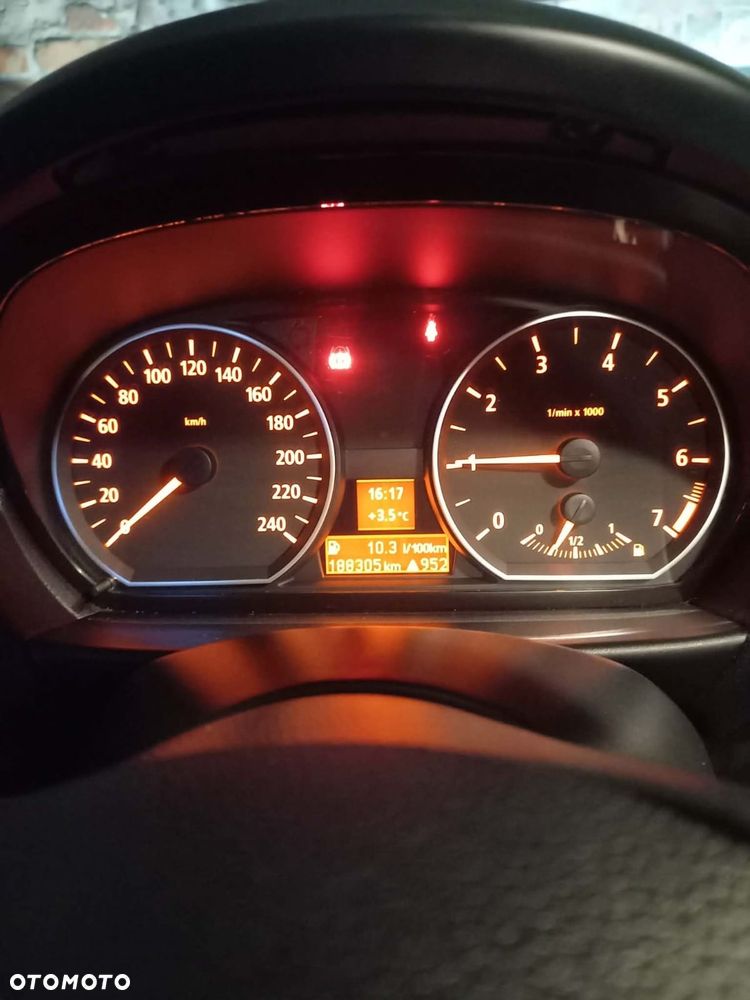 BMW Seria 1 - 8