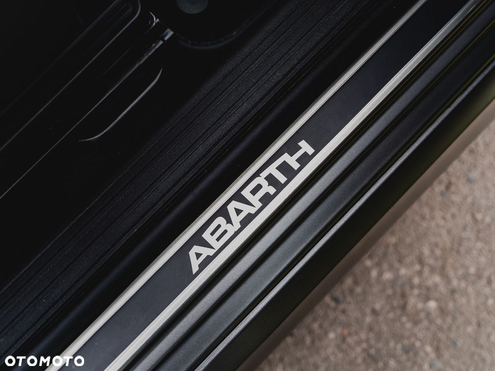 Abarth 595 1.4 T-Jet 16v Competizione - 24