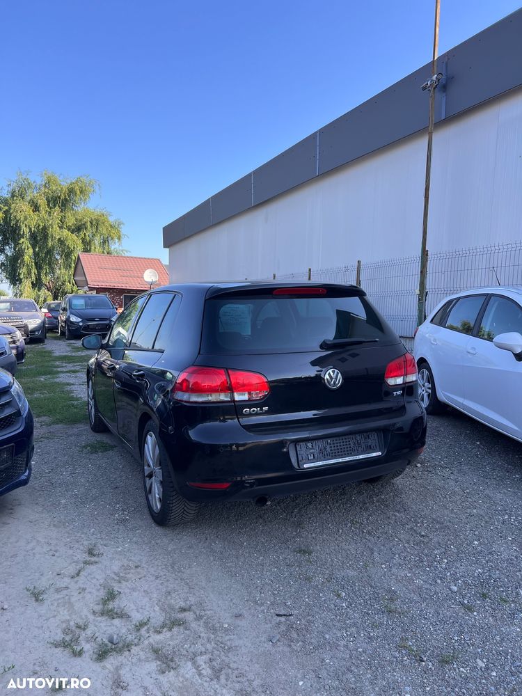 Volkswagen Golf - 4