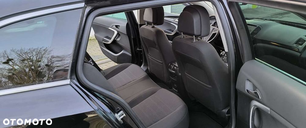 Opel Insignia - 38