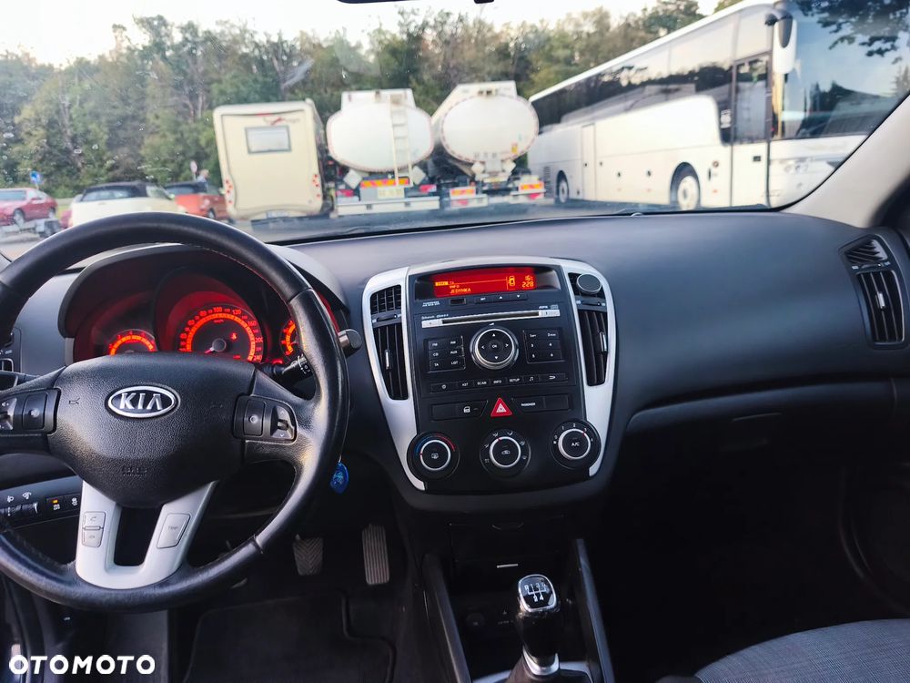Kia Ceed 1.4 Comfort - 15
