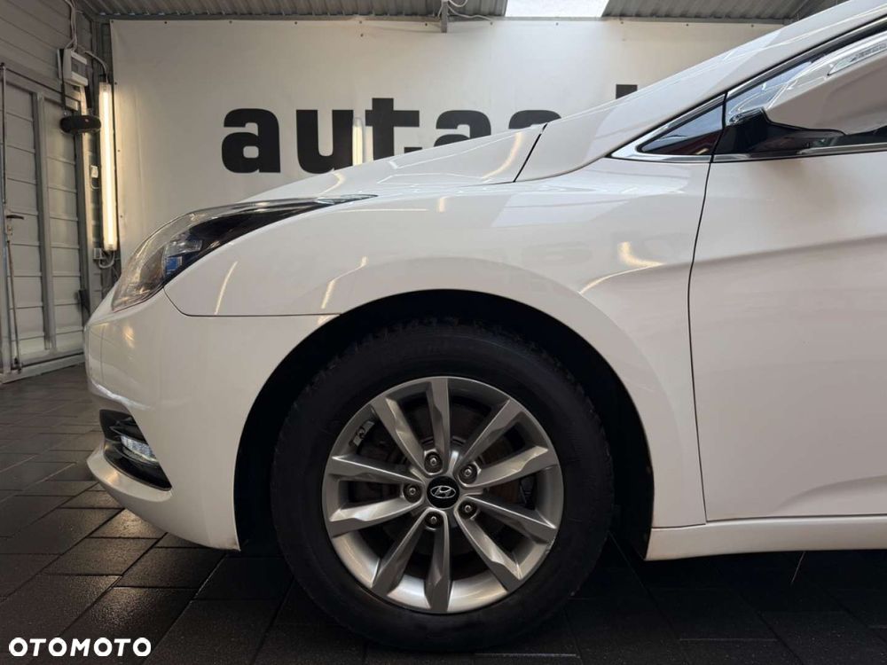 Hyundai i40 Kombi blue 1.7 CRDi Premium - 41