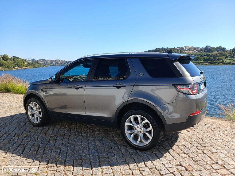 Land Rover Discovery Sport 2.0 TD4 HSE Luxury 7L Auto — fotografia 48