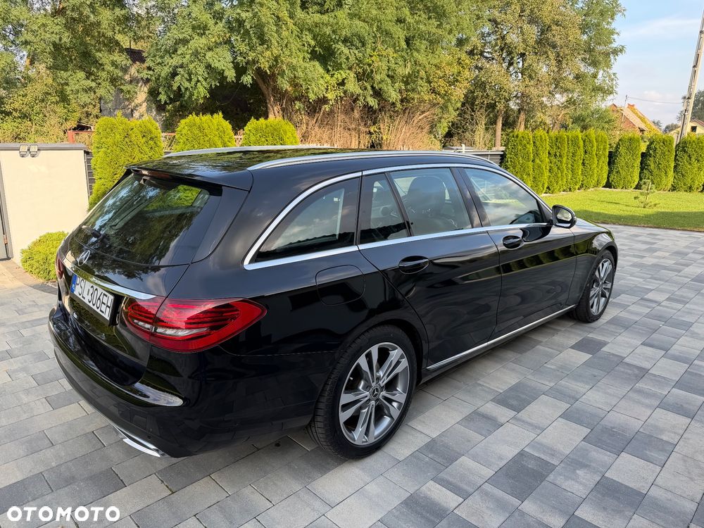 Używany Mercedes-Benz Klasa C 2018 - 76 900 PLN, 167 627 km