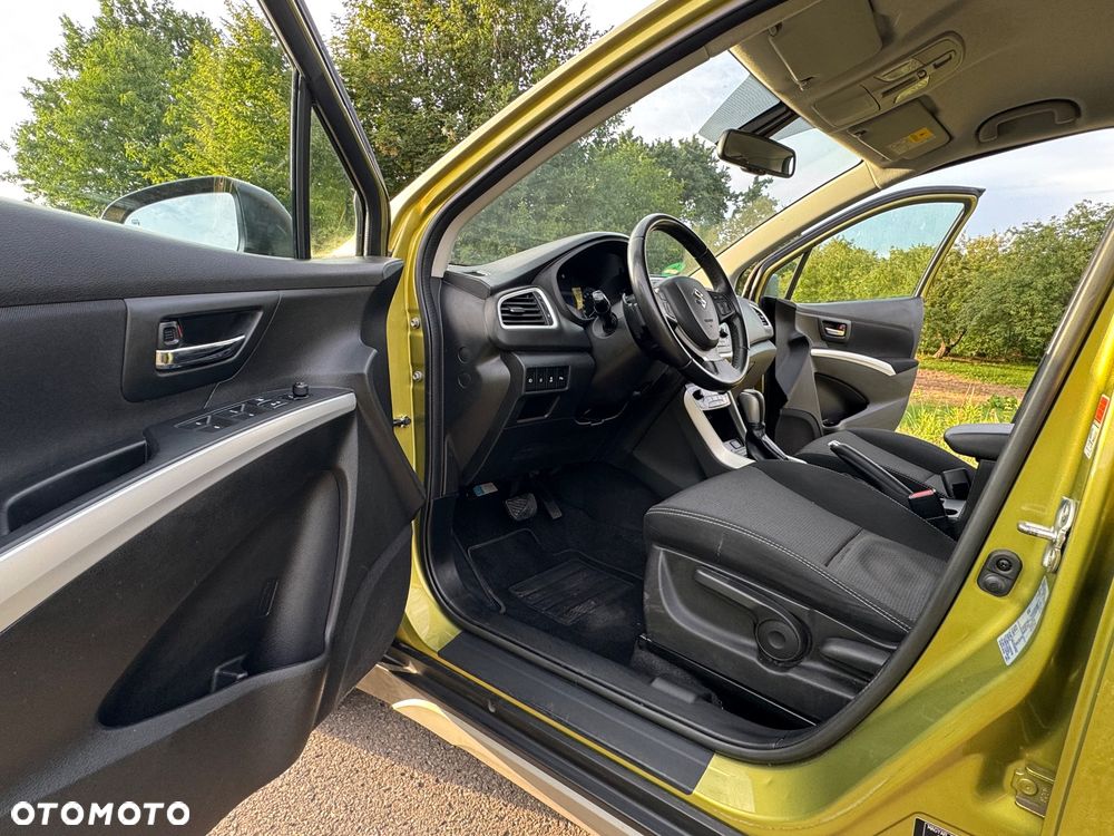 Suzuki SX4 S-Cross 1.6 VVT CVT 4x2 Comfort+ - 22