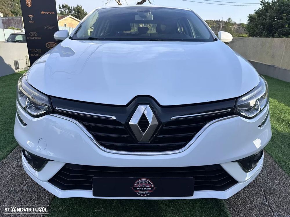 Renault Mégane 1.5 Blue dCi Intens - 8