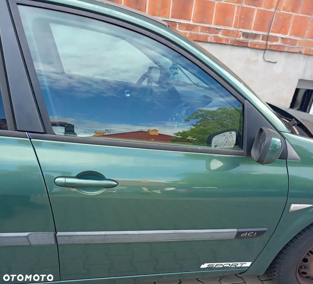Renault Megane drzwi przod przednie   prawe  TED96 - 2