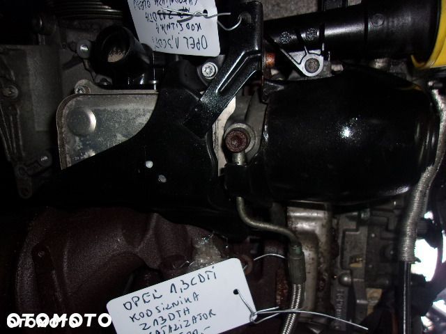 CHŁODNICZKA OLEJU ASTRA H CORSA D 1.3 CDTi Z13DTH - 3