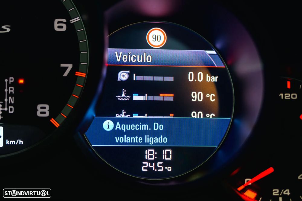 Porsche 911 (991) Turbo S Cabriolet - 37