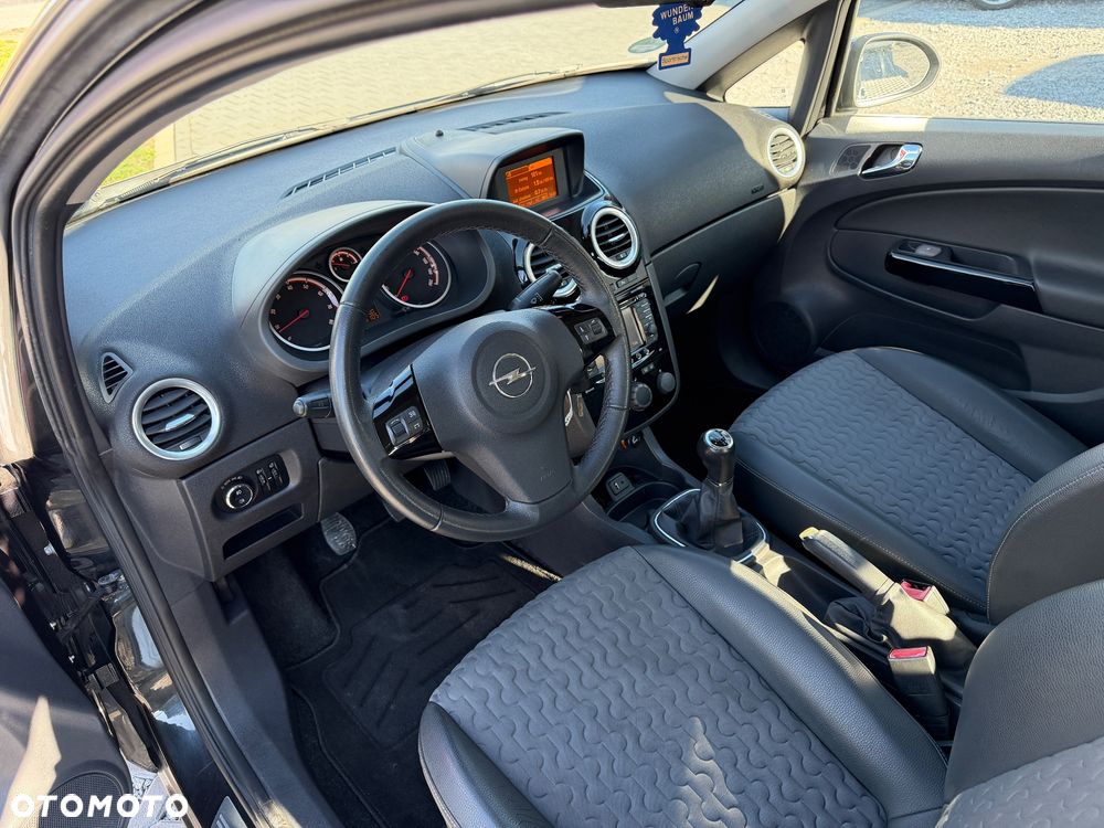 Opel Corsa - 17