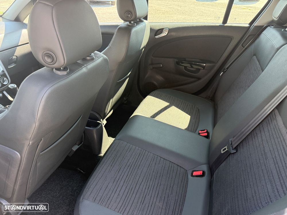 Opel Corsa 1.2 City FlexFuel - 30