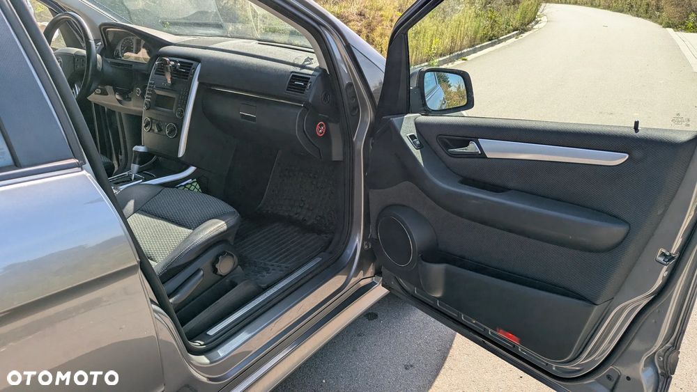 Mercedes-Benz Klasa B 200 CDI DPF Autotronic - 17