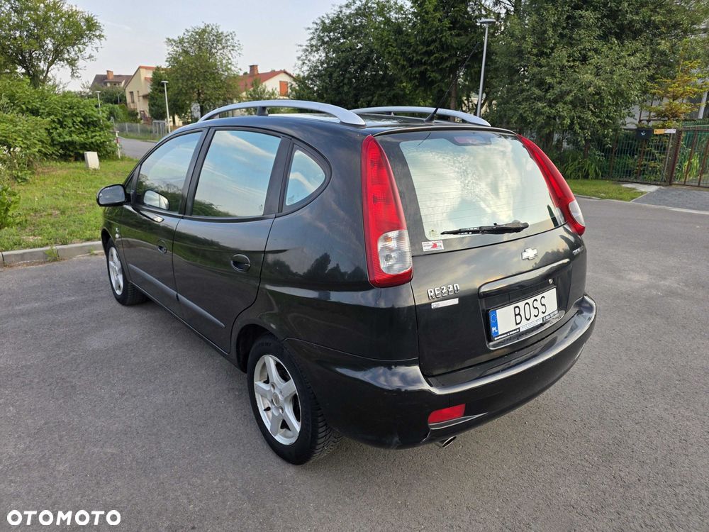Chevrolet Rezzo - 4