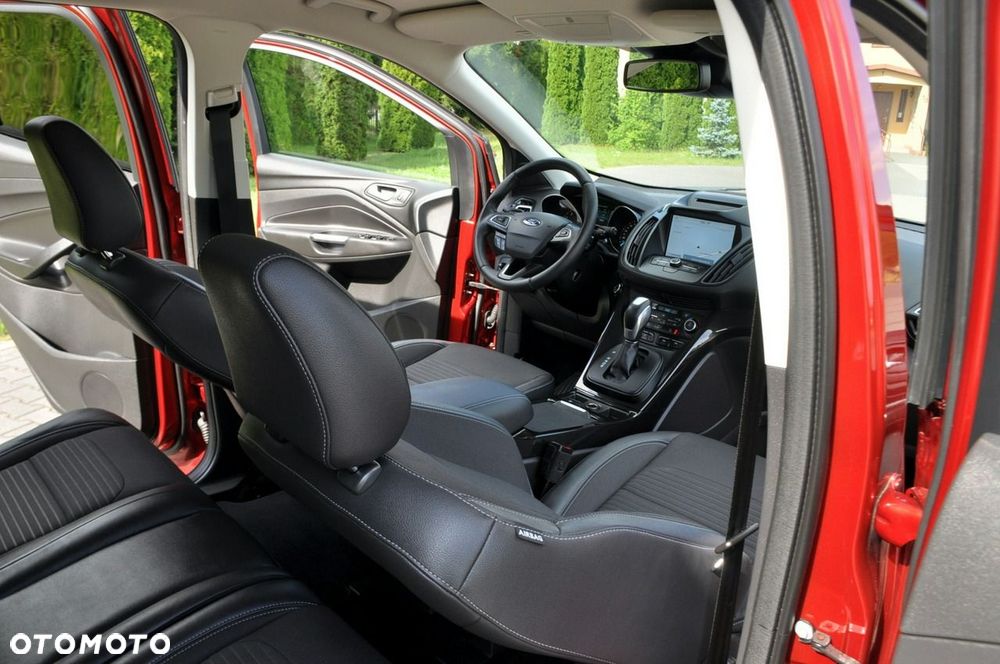 Ford Kuga - 23