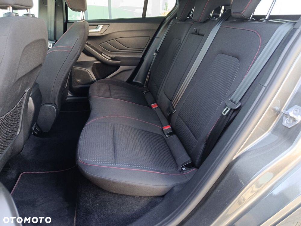 Ford Focus 1.0 EcoBoost mHEV ST-Line Design - 14