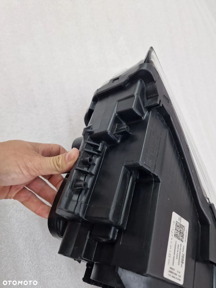 OPEL CROSSLAND X LIFT 20- PRAWA LAMPA PRZEDNIA PRZÓD FULLLED FULL LED FULLED , NR YQ00709880 , NR AUKCJI LPP78 - 16