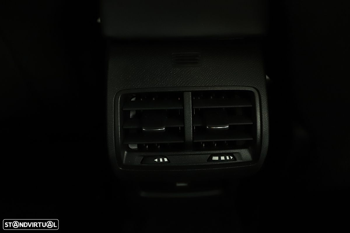 Citroën C4 1.2 PureTech Plus EAT8 - 24