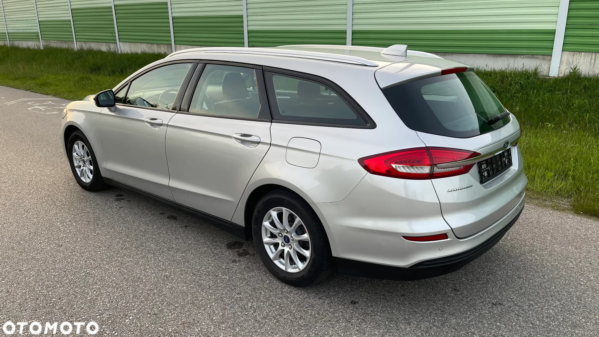 Ford Mondeo - 4